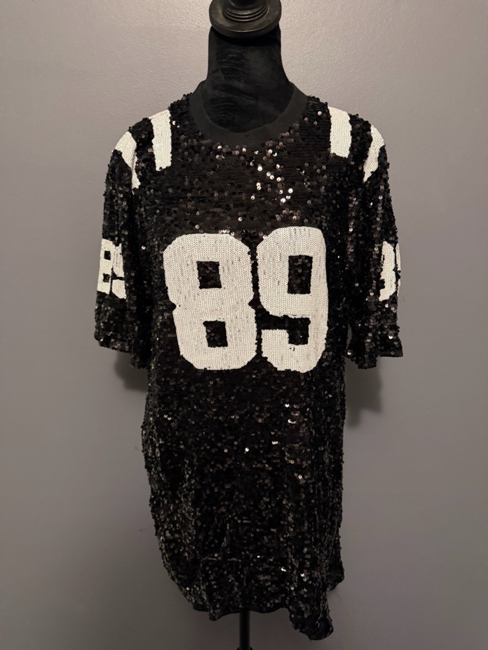 Buckle Black Sequin Jersey Tee with White Number 89